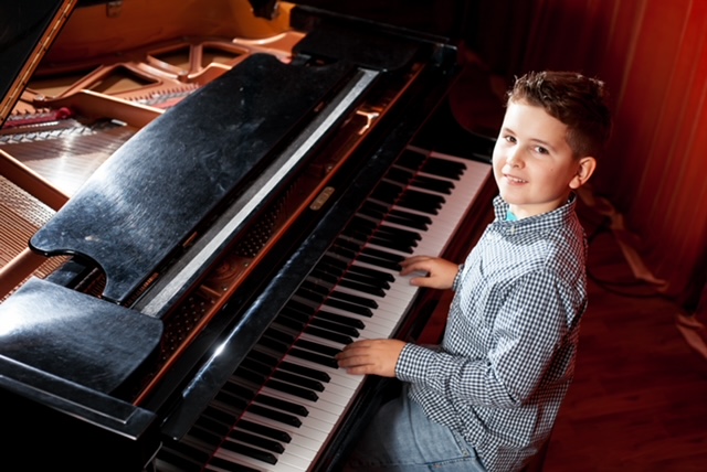 Orange Music Studio student participating in Piano & Keyboard