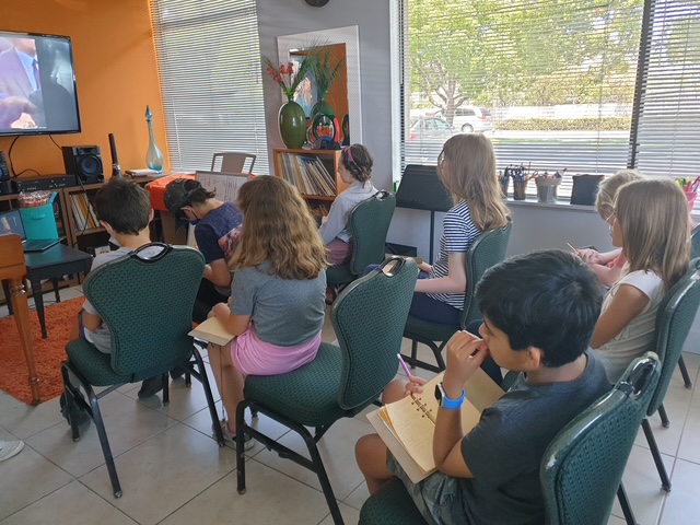 Orange Music Studio student participating in Theory & Solfège